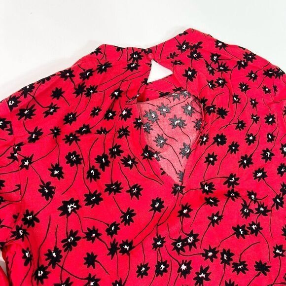 Express Shirt Womens Small Crew Neck Long Bell Sleeve Floral Red New - Picture 11 of 12